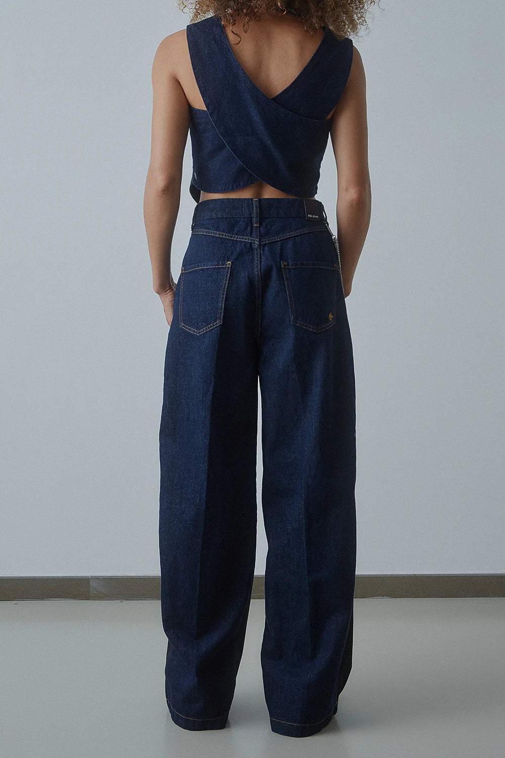 Pantalón vaquero ancho Olivia Compose