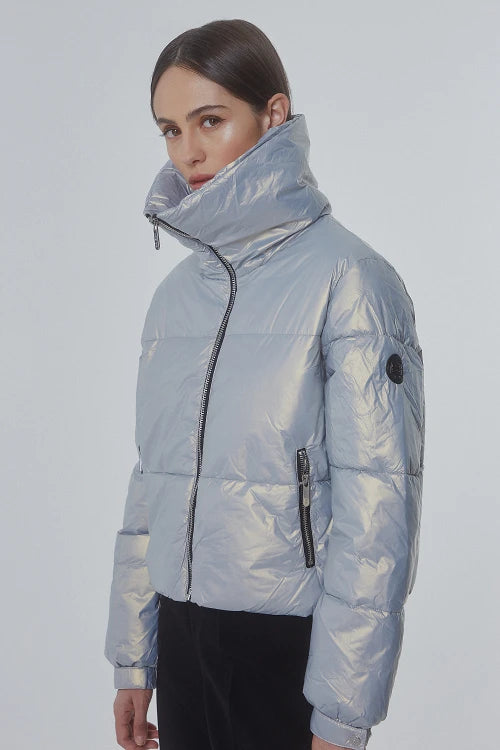 Chaqueta acolchada corta