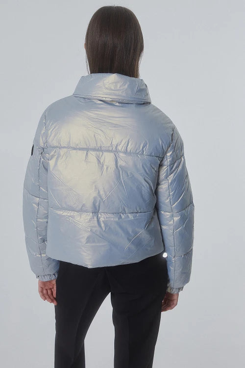 Chaqueta acolchada corta