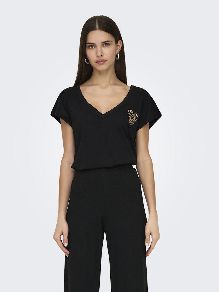 Camiseta con corazón animal print