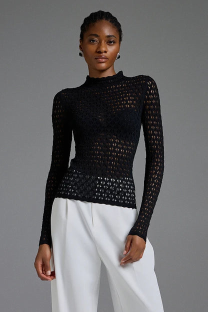 Blusa cutwork