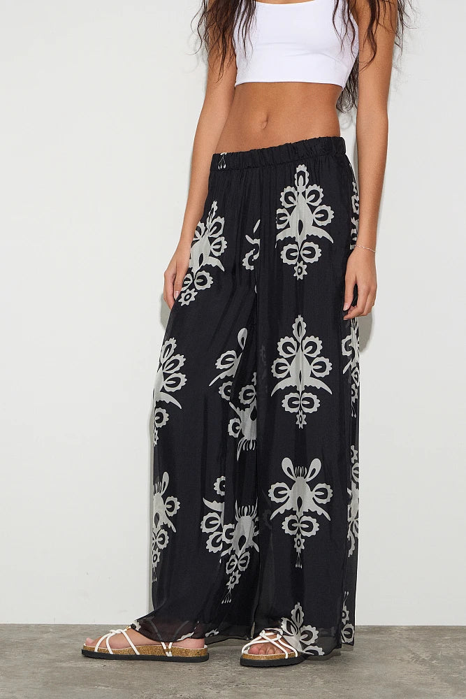 Pantalones estampados con cintura elástica