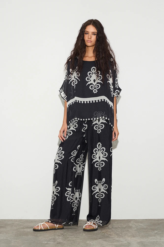 Pantalones estampados con cintura elástica