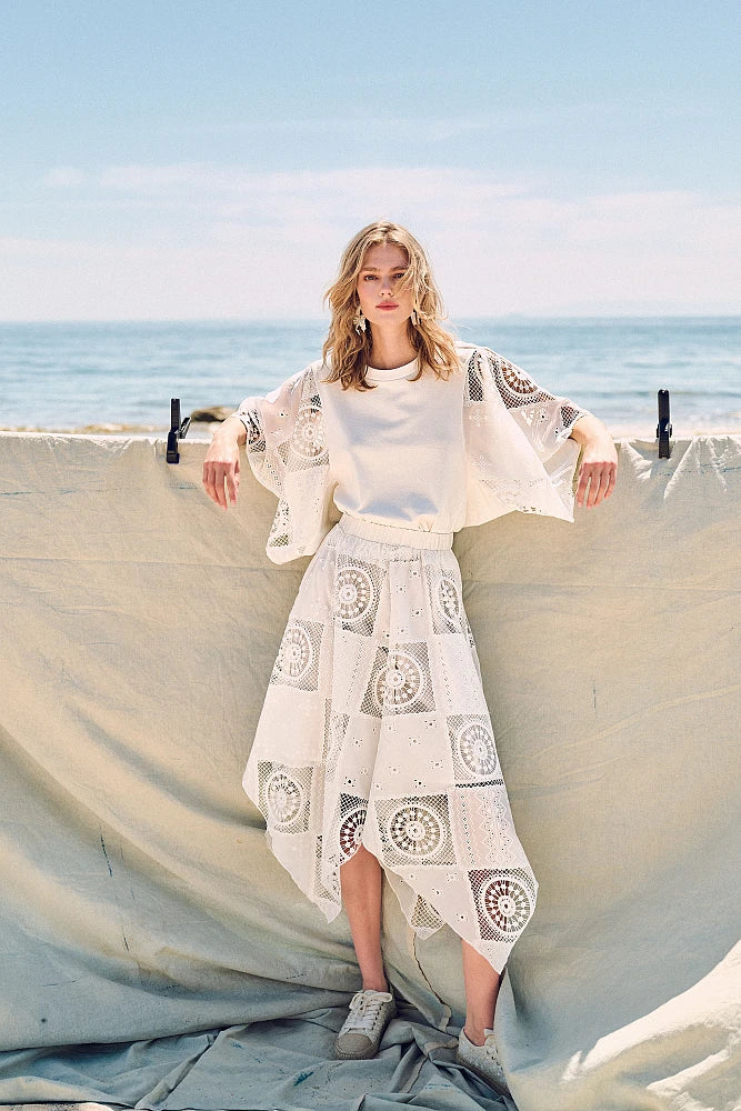 Falda larga boho fluida con bordados