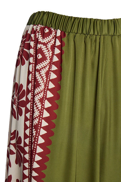 Pantalones wide leg estampado satinado