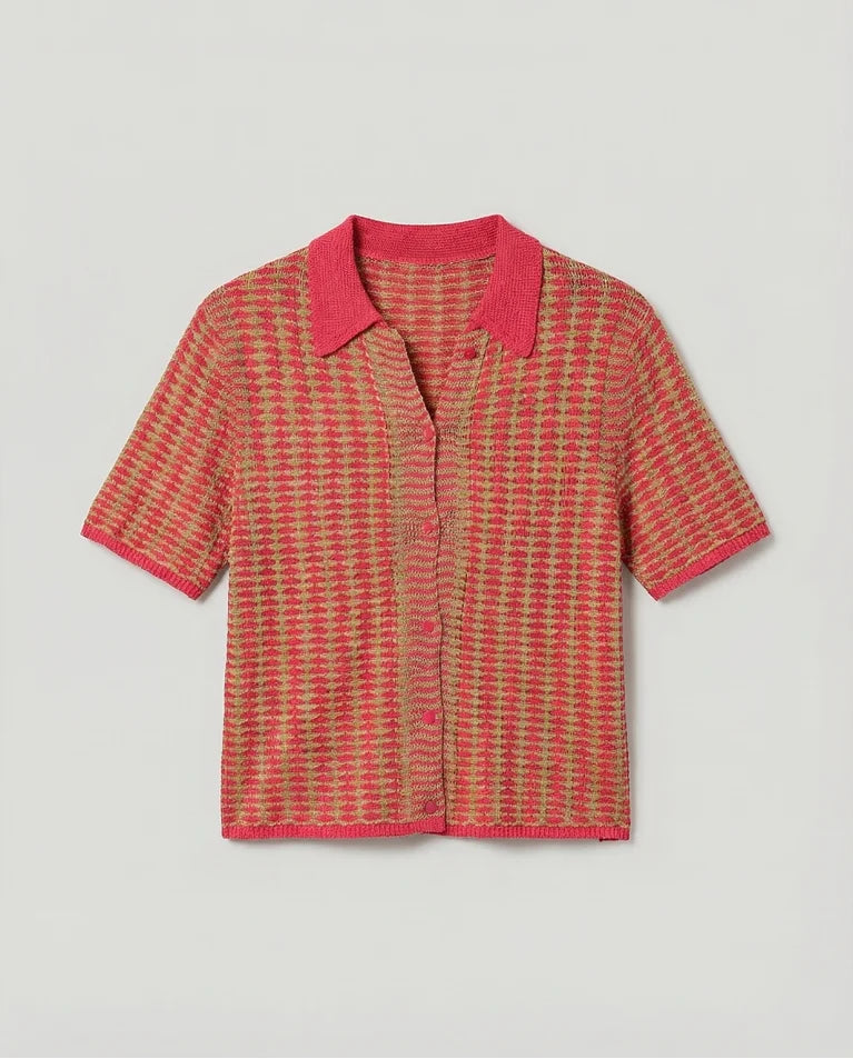 Top de punto calado con cuello polo