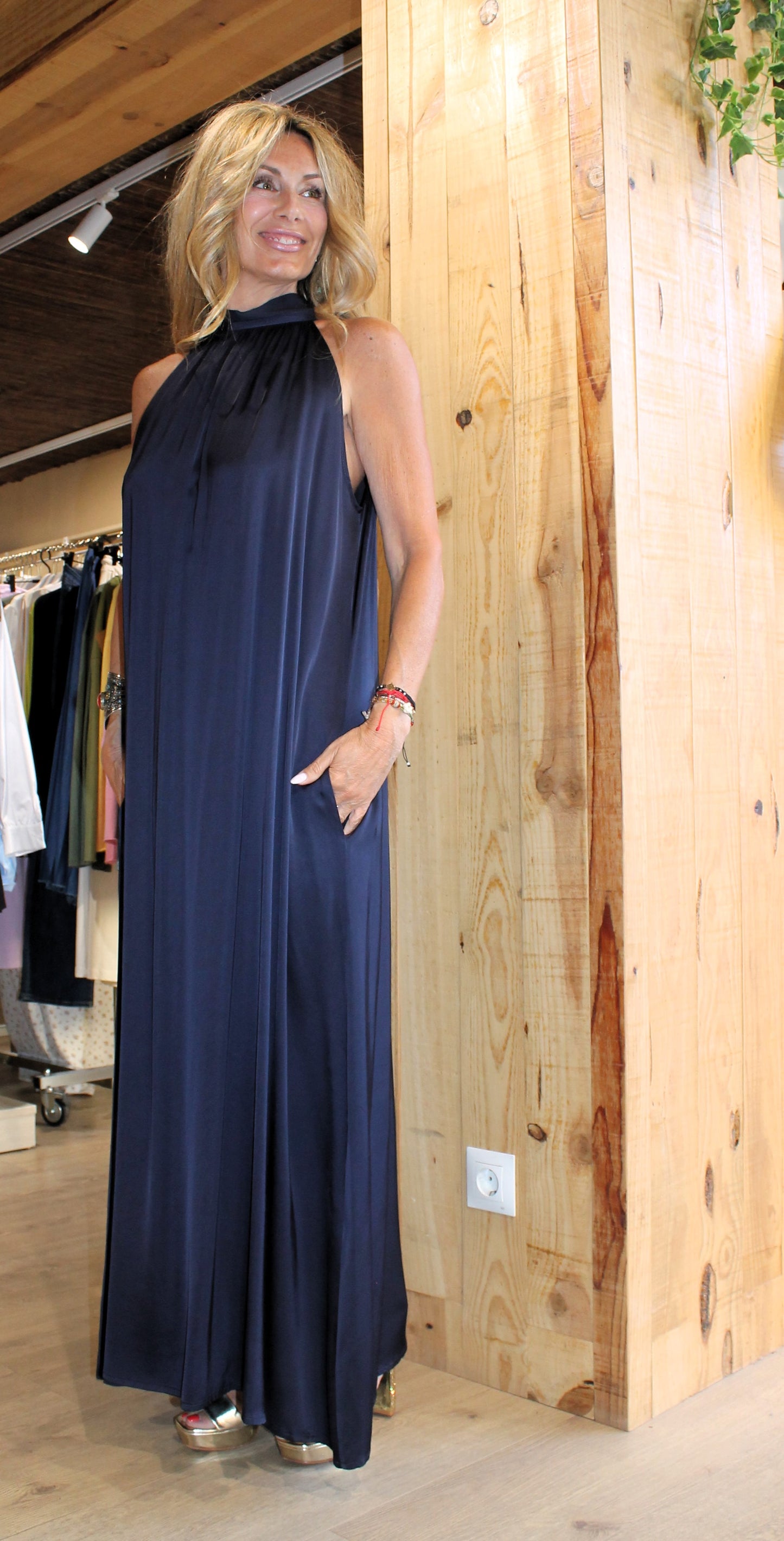 Vestido lencero con lazo