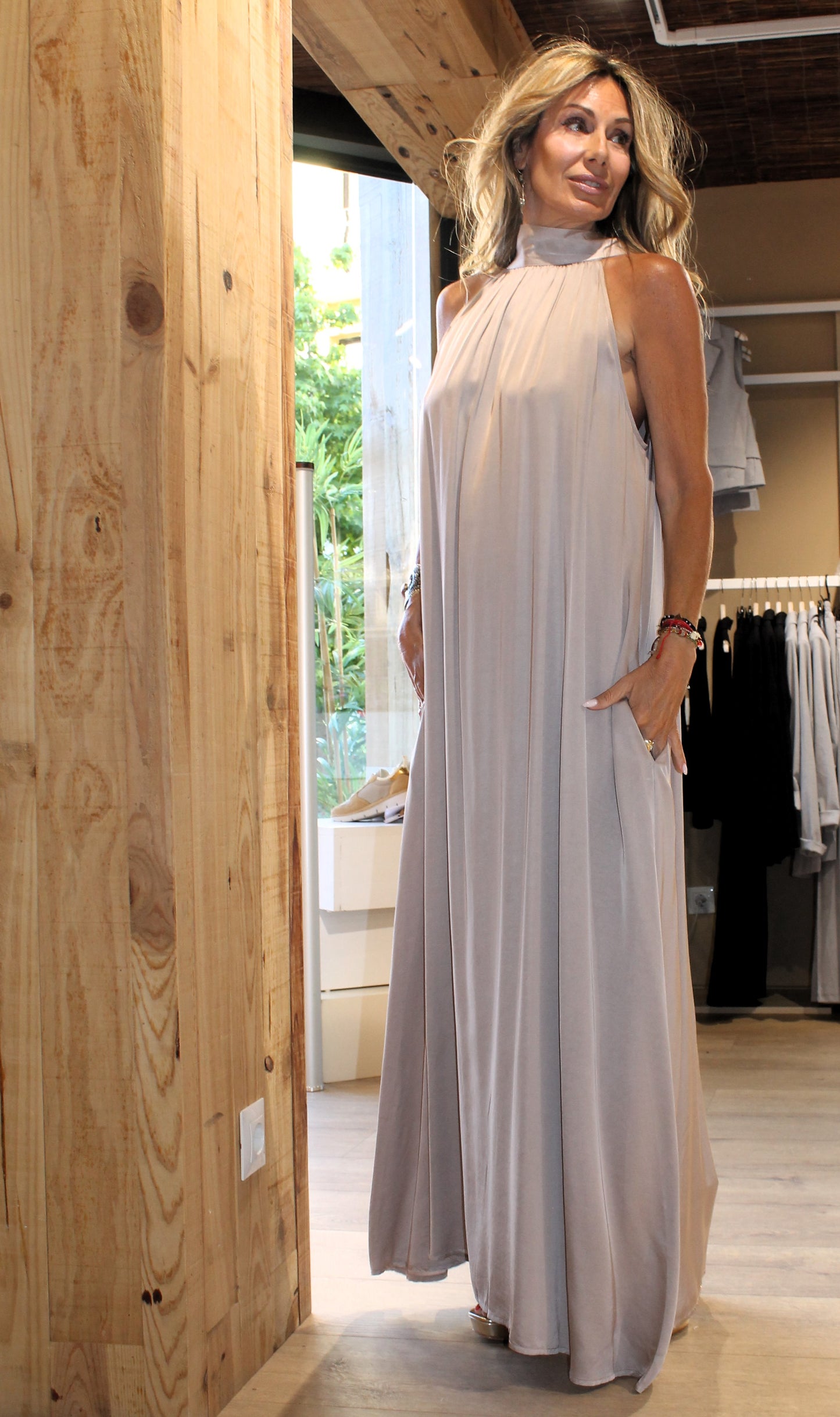 Vestido lencero con lazo