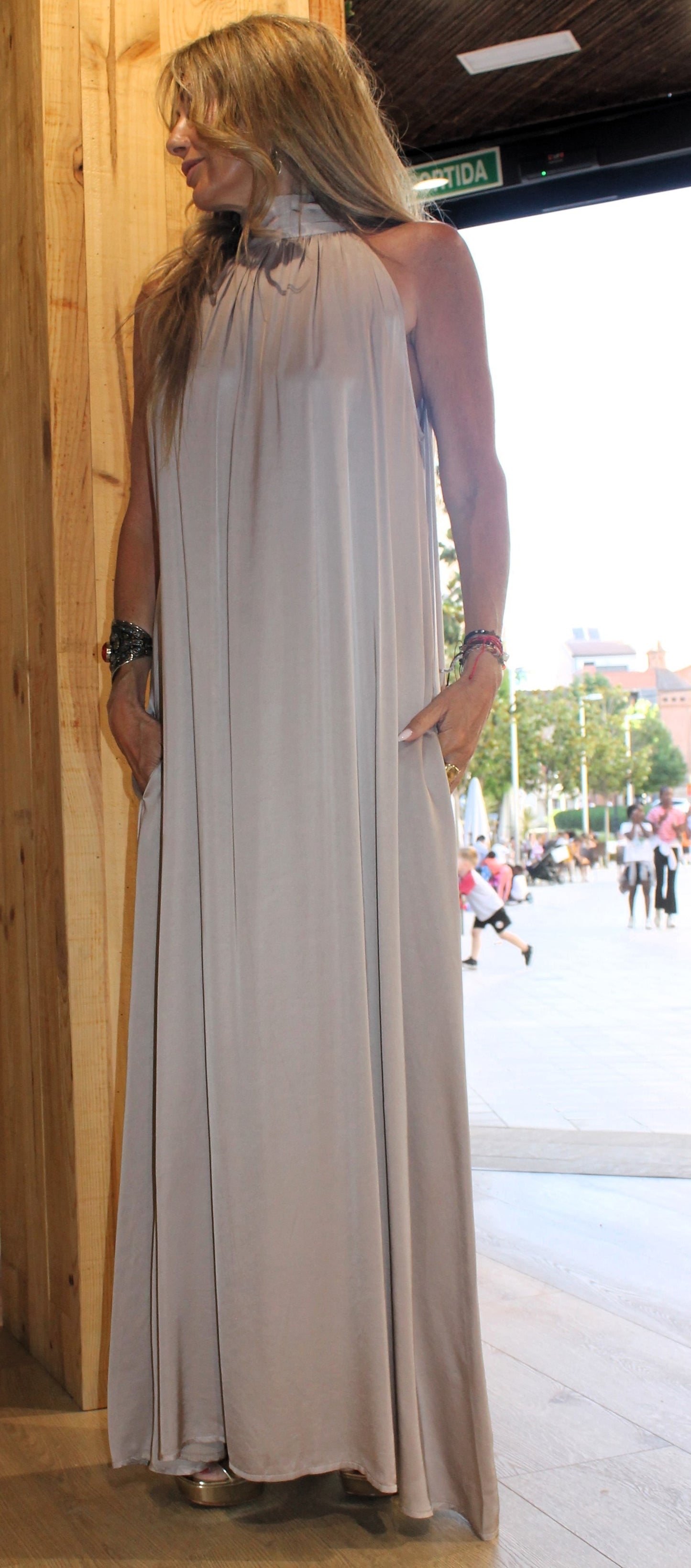 Vestido lencero con lazo