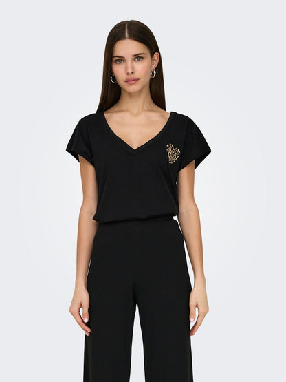 Camiseta con corazón animal print